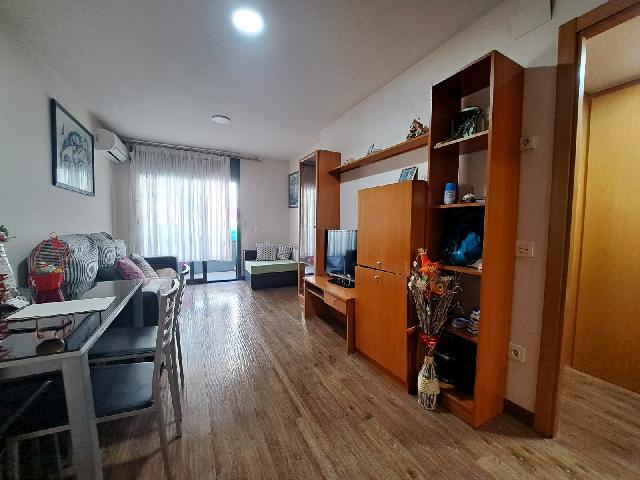 Imagen 1 Inmueble 301827 - Piso en venta en Olesa De Montserrat / Cerca de la estación y els Closos