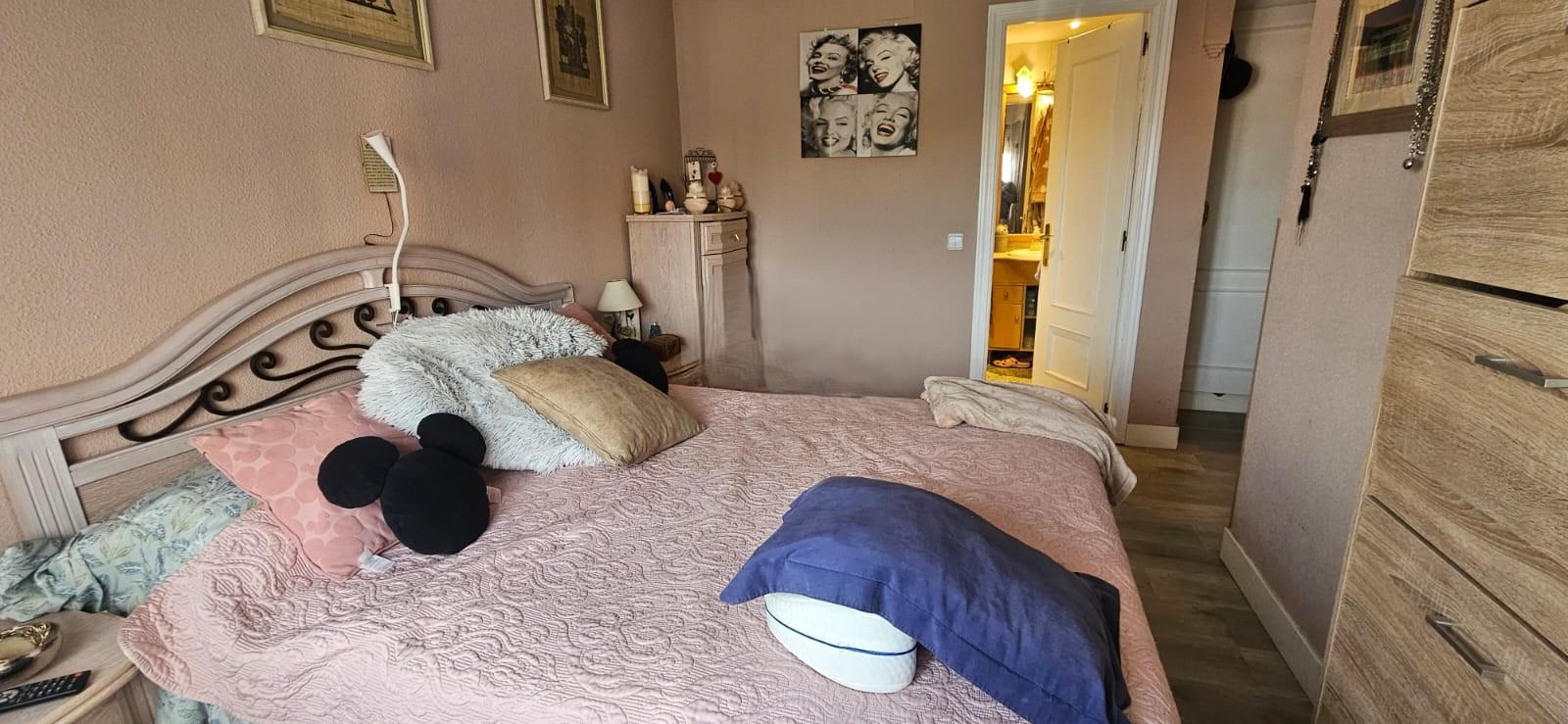 Imagen 7 Piso en venta en Madrid / Cercano al Metro Linea 3 San Fermín -Orcasur. 