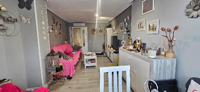 Imagen 3 Inmueble 297983 - Piso en venta en Madrid / Cercano al Metro Linea 3 San Fermín -Orcasur. 