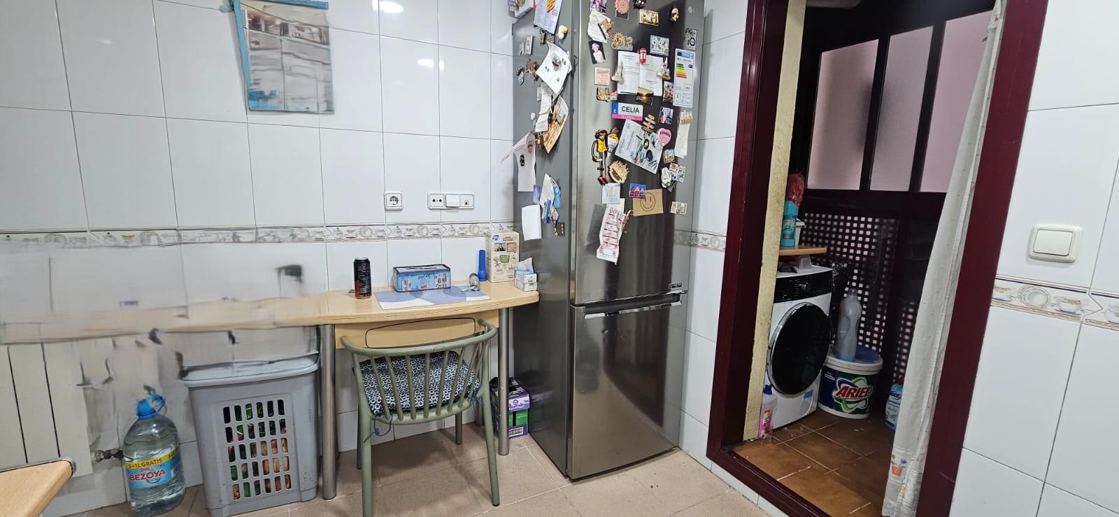 Imagen 13 Piso en venta en Madrid / Cercano al Metro Linea 3 San Fermín -Orcasur. 