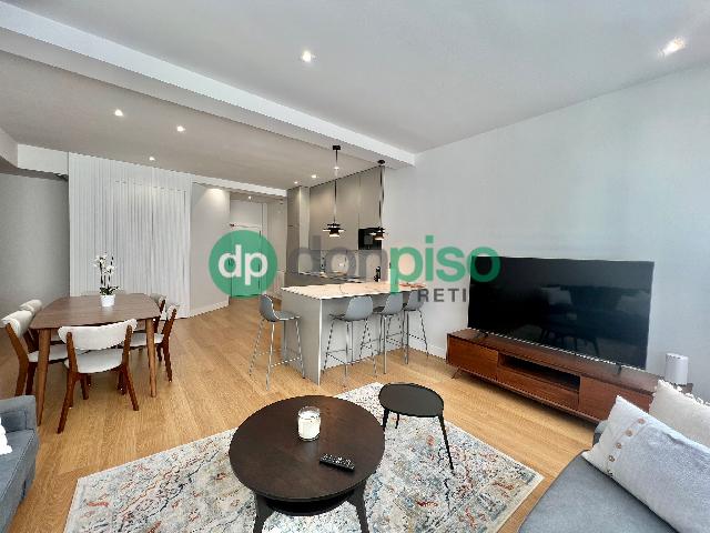 Imagen 1 Inmueble 286487 - Piso en venta en Madrid / A pocos minutos de la Calle de Serrano