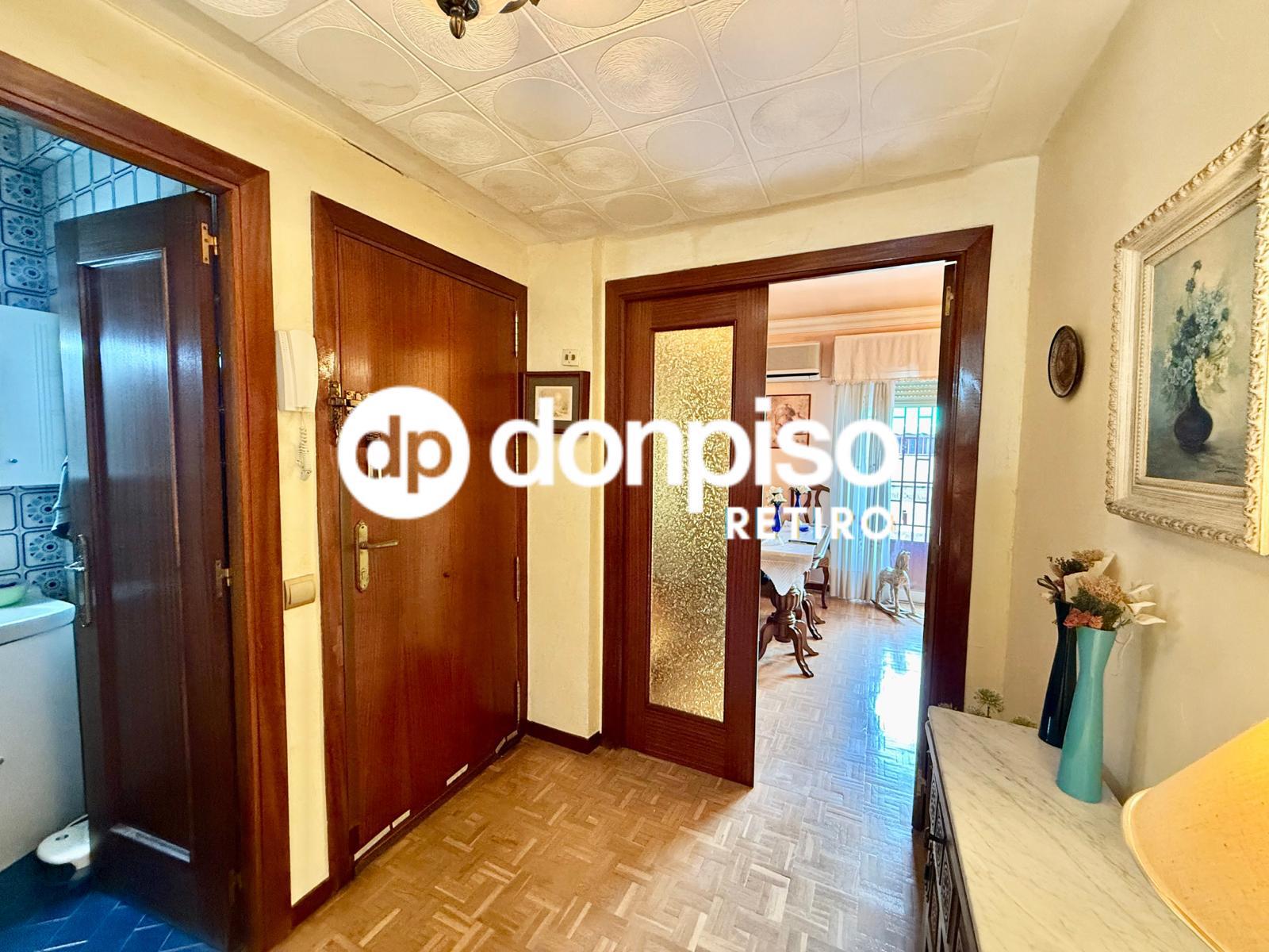 Imagen 1 Piso en venta en Madrid / Muy cerca del Metro de Urgel