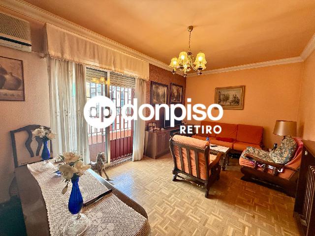Imagen 2 Inmueble 294752 - Piso en venta en Madrid / Muy cerca del Metro de Urgel