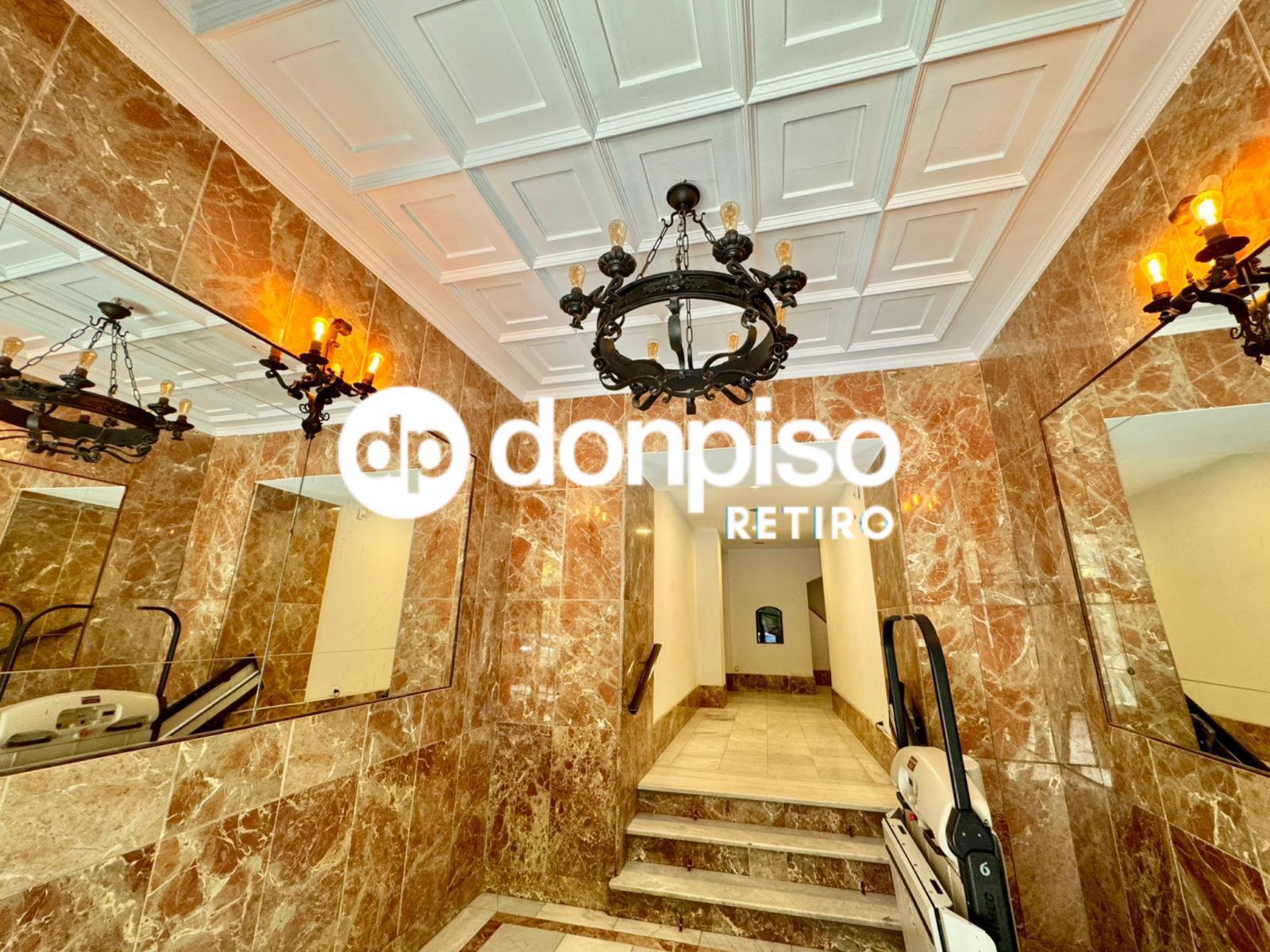 Imagen 10 Piso en venta en Madrid / Frente a los jardines de Sabatini