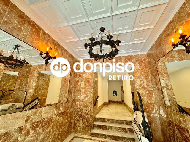 Imagen 10 Inmueble 295144 - Piso en venta en Madrid / Frente a los jardines de Sabatini