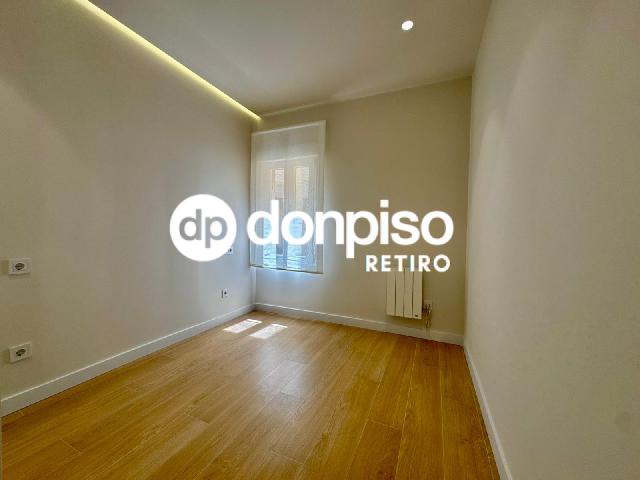Imagen 6 Inmueble 295144 - Piso en venta en Madrid / Frente a los jardines de Sabatini