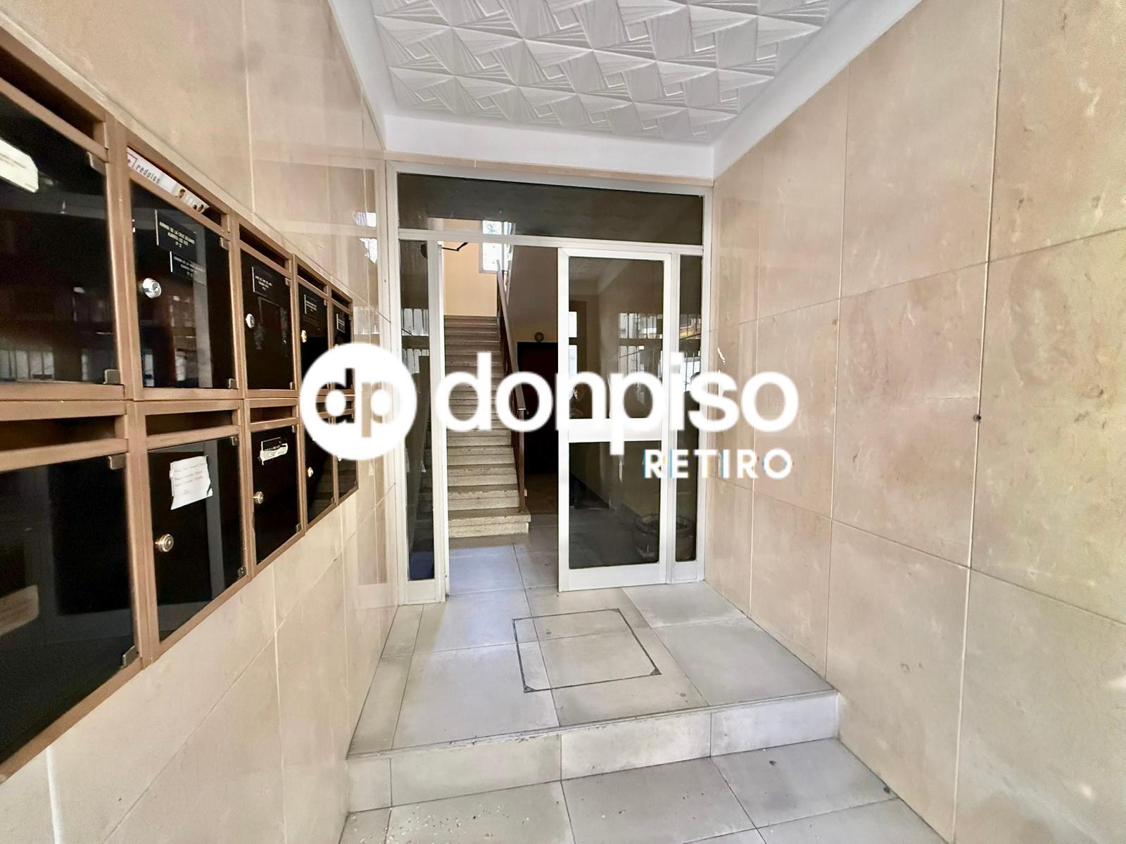 Imagen 2 Piso en venta en Madrid / Cerca del puente de vallecas