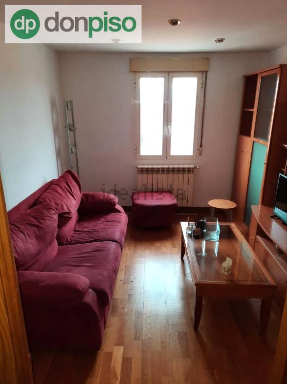 Imagen 1 Piso en venta en Santander / Junto al ascensor que comunica con la calle Alta