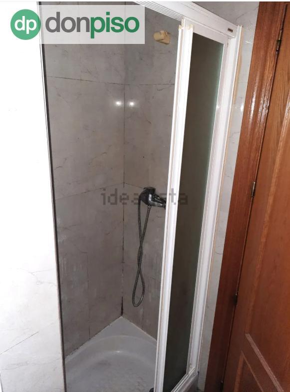 Imagen 5 Piso en venta en Santander / Junto al ascensor que comunica con la calle Alta