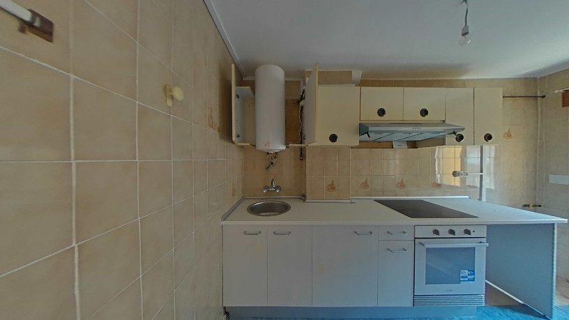 Imagen 2 Piso en venta en Santander / Cercano al colegio La Salle