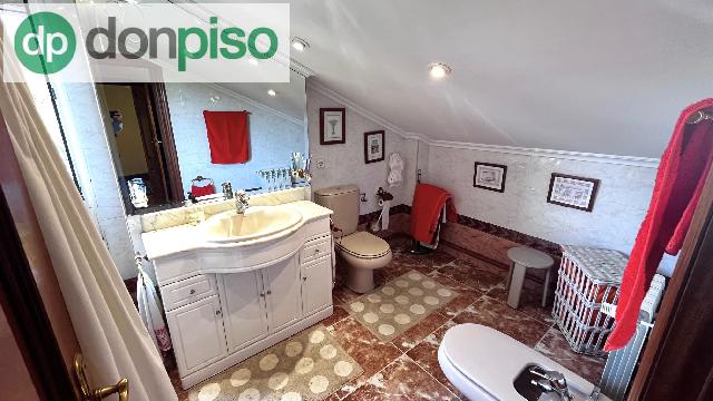 Imagen 27 Inmueble 296931 - Casa Aislada en venta en Santander / Frente al Pctcan y al lado del Cementerio