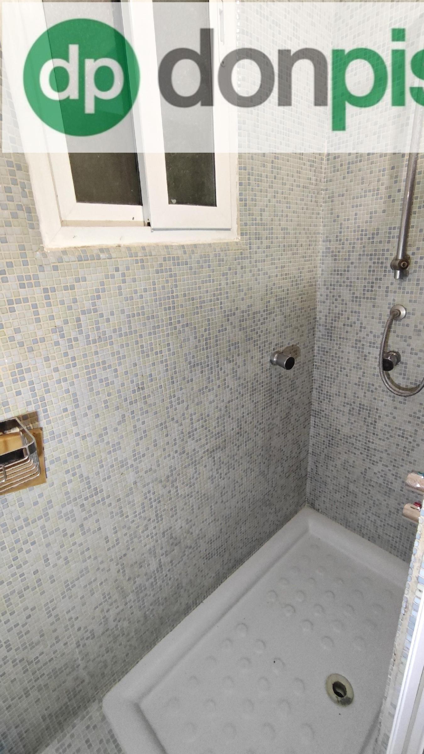 Imagen 16 Piso en venta en Santander / A pocos metros caminando de la Alameda de Oviedo 