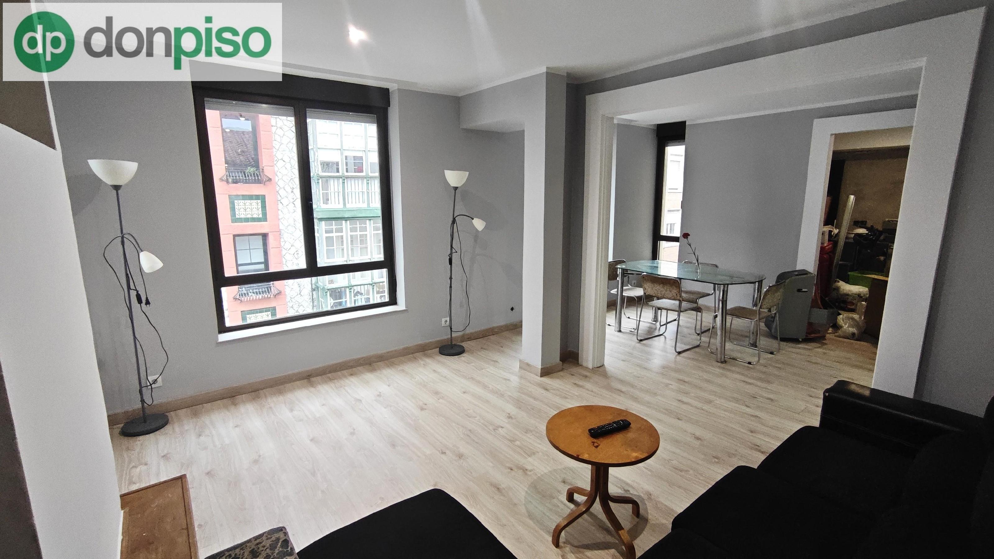 Imagen 3 Piso en venta en Torrelavega / Frente al Parque de la Llama 