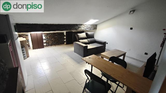 Imagen 1 Inmueble 301735 - Piso en venta en Torrelavega / Cerca de La Estación de Tren 