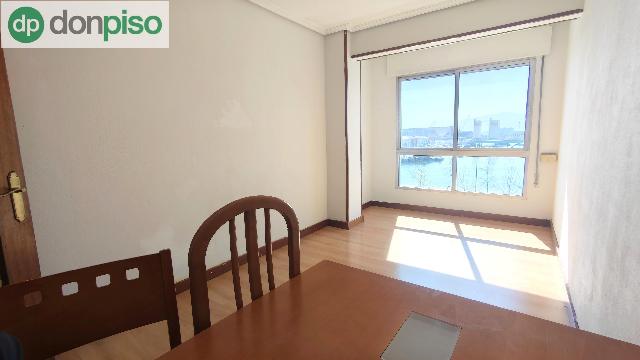Imagen 2 Inmueble 301769 - Piso en venta en Santander / Cerca del Parque de la Marga