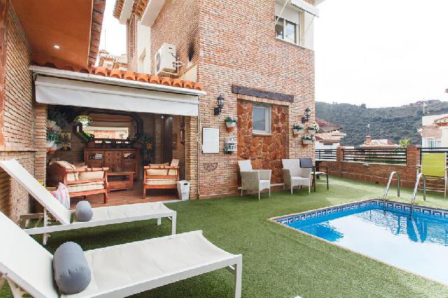 Imagen 2 Inmueble 246704 - Casa Pareada en venta en Granada / Ctra Sierra Nevada