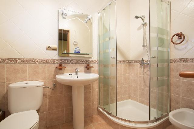 Imagen 8 Inmueble 251893 - Casa en venta en Alamedilla / Cerca de la Parroquia de la Anunciación