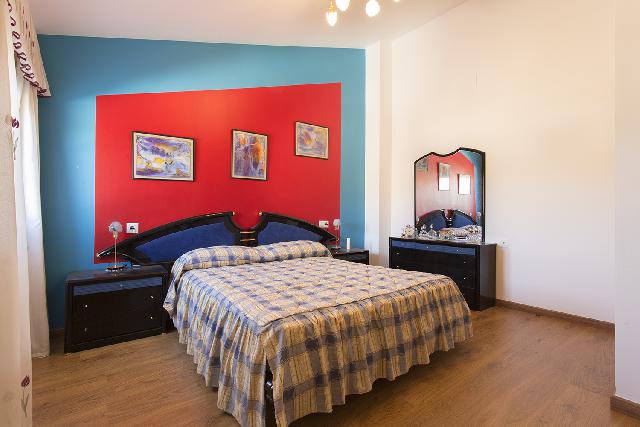 Imagen 13 Inmueble 251893 - Casa en venta en Alamedilla / Cerca de la Parroquia de la Anunciación