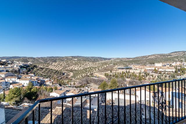 Imagen 2 Inmueble 256187 - Piso en venta en Montefrío / Al lado del Ayuntamiento