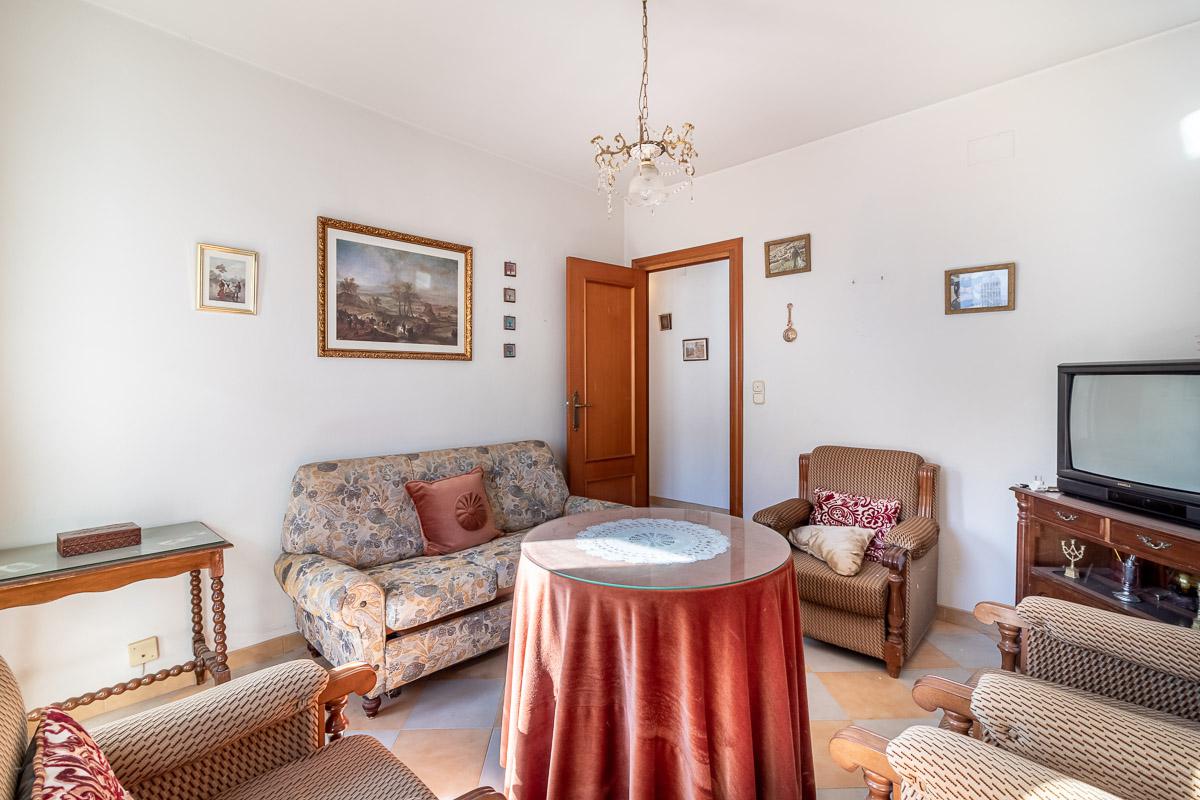 Imagen 16 Piso en venta en Montefrío / Al lado del Ayuntamiento