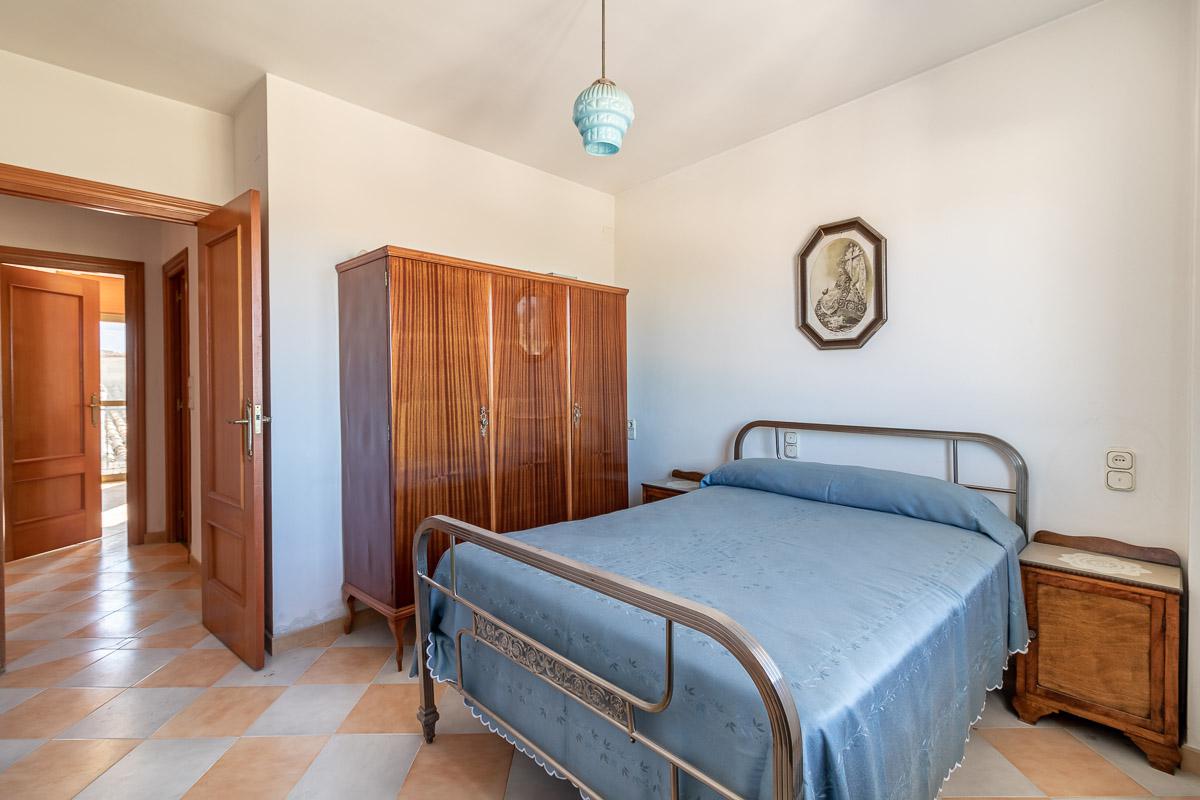 Imagen 20 Piso en venta en Montefrío / Al lado del Ayuntamiento