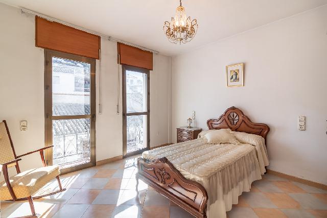 Imagen 17 Inmueble 256187 - Piso en venta en Montefrío / Al lado del Ayuntamiento