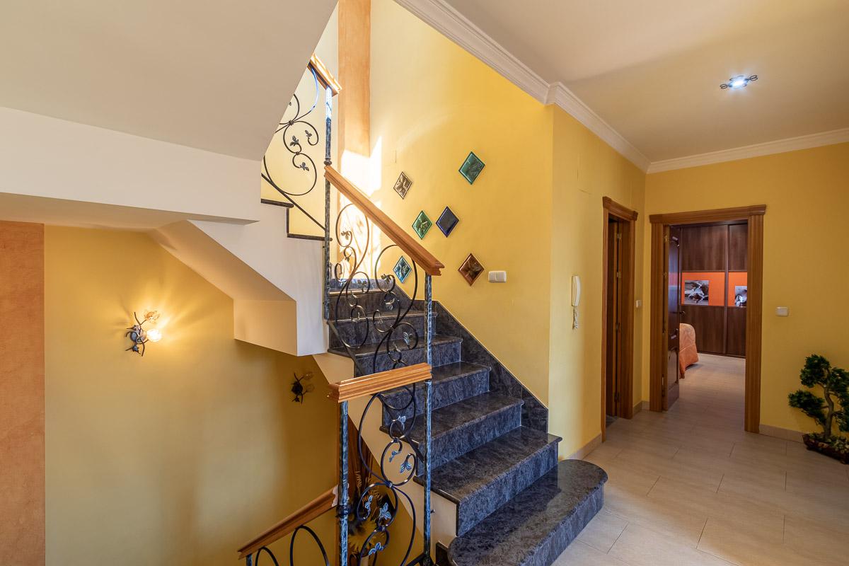 Imagen 4 Casa Adosada en venta en Atarfe / Instituto Iliberis