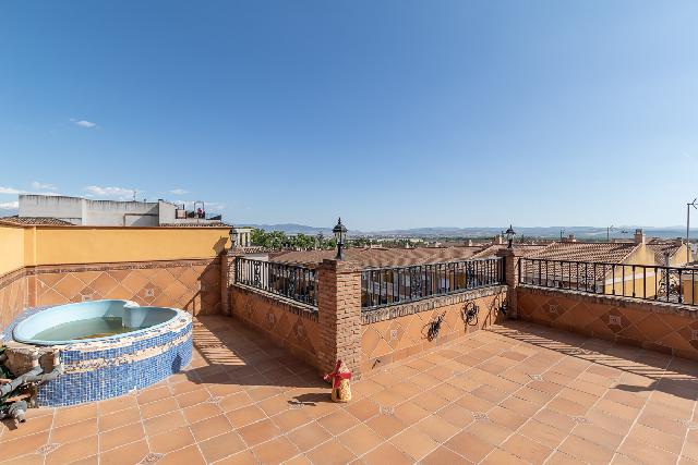 Imagen 3 Inmueble 261443 - Casa Adosada en venta en Atarfe / Instituto Iliberis