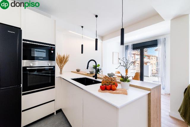 Imagen 9 Inmueble 274308 - Ático en venta en Granada / Junto a Avda. Constitución