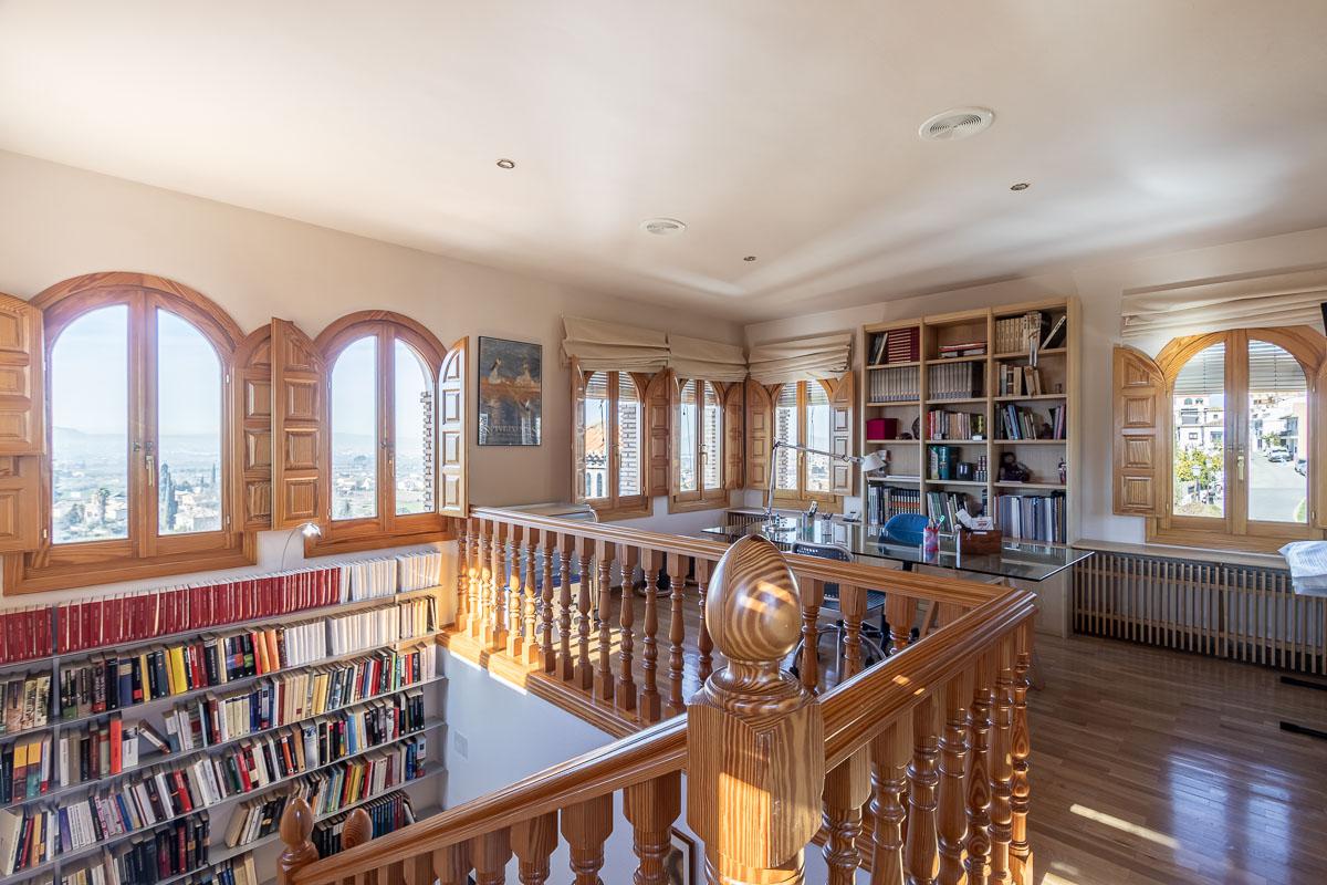 Imagen 18 Casa Aislada en venta en Huétor Vega / Junto a supermercado Consum