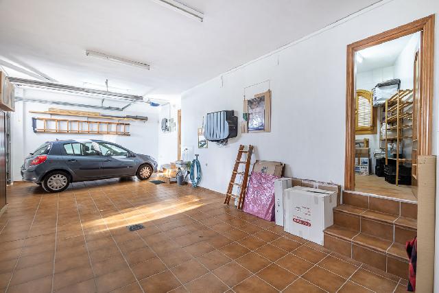 Imagen 23 Inmueble 280818 - Casa Aislada en venta en Huétor Vega / Junto a supermercado Consum