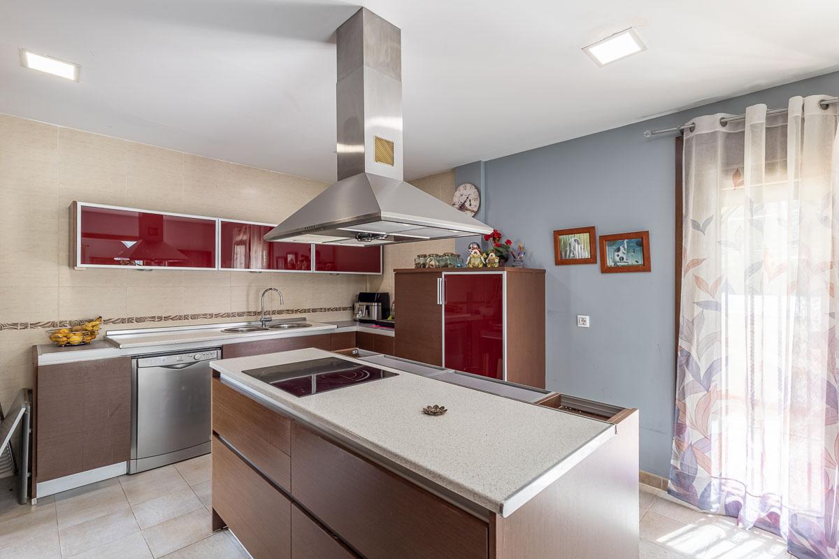 Imagen 10 Casa Aislada en venta en Gabias Las / Cortijo San Javier