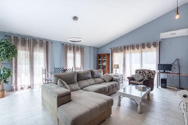 Imagen 3 Inmueble 291877 - Casa Aislada en venta en Gabias (Las) / Cortijo San Javier