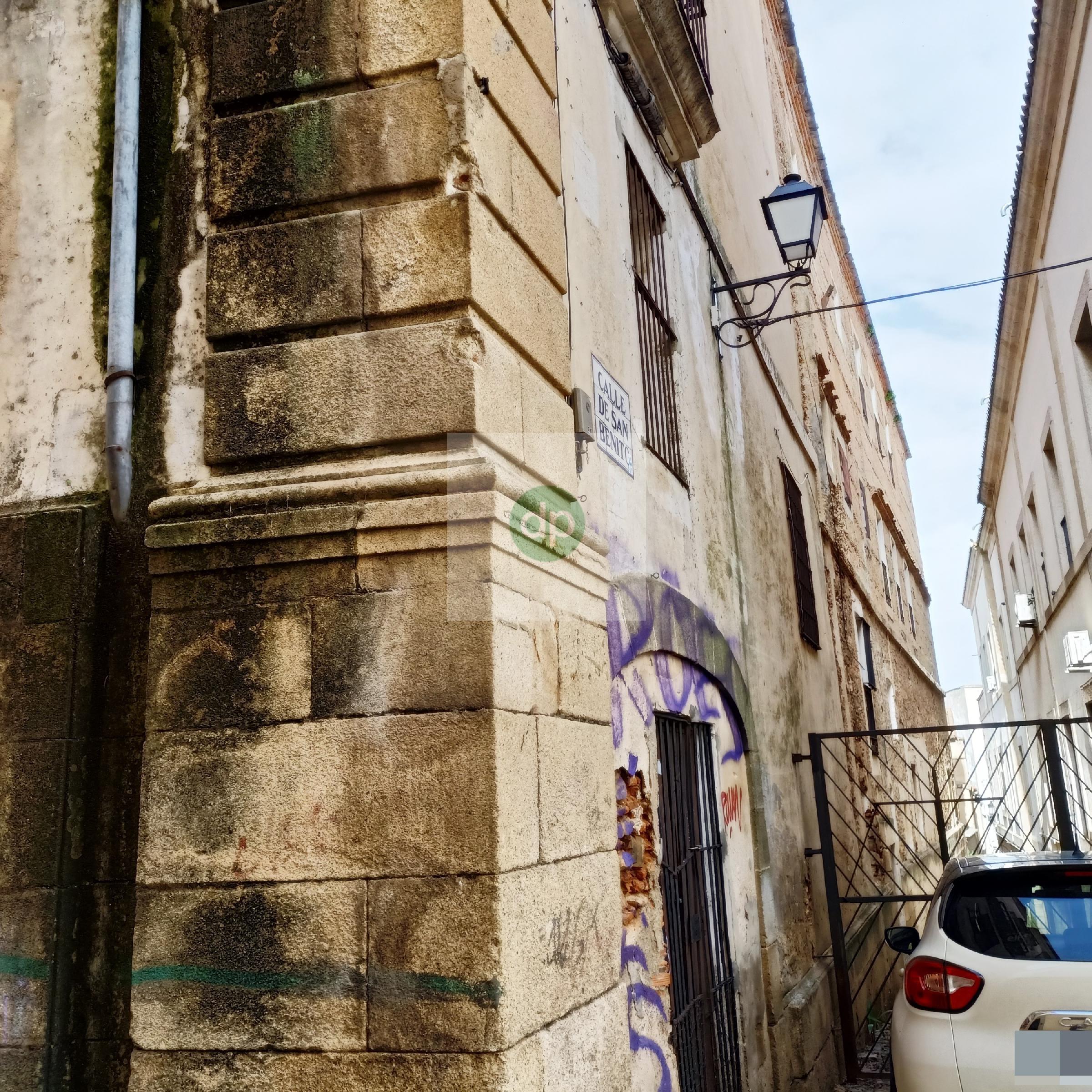 Imagen 22 Casa en venta en Cáceres / Casa Palacio junto a la Plaza Mayor. Inverta ahora !