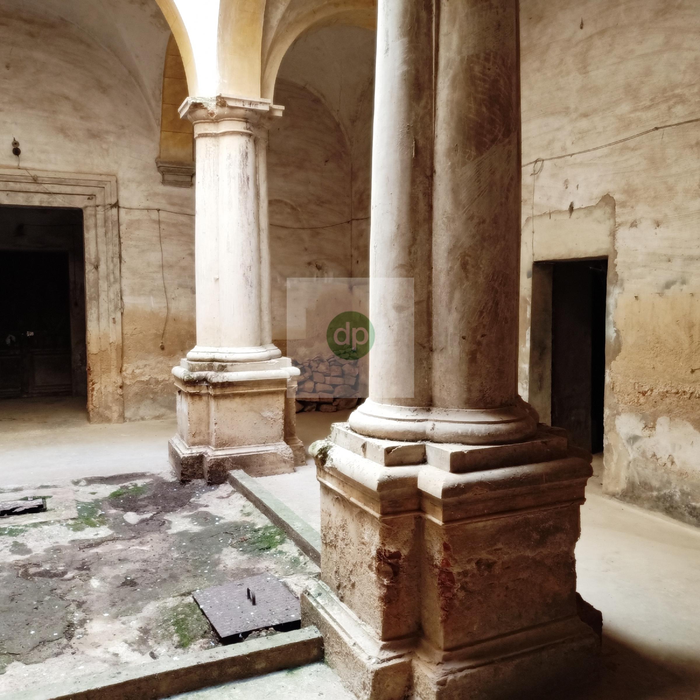 Imagen 5 Casa en venta en Cáceres / Casa Palacio junto a la Plaza Mayor. Inverta ahora !