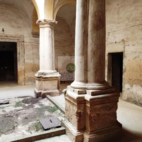 Imagen 5 Inmueble 259692 - Casa en venta en Cáceres / Casa Palacio junto a la Plaza Mayor. Inverta ahora !