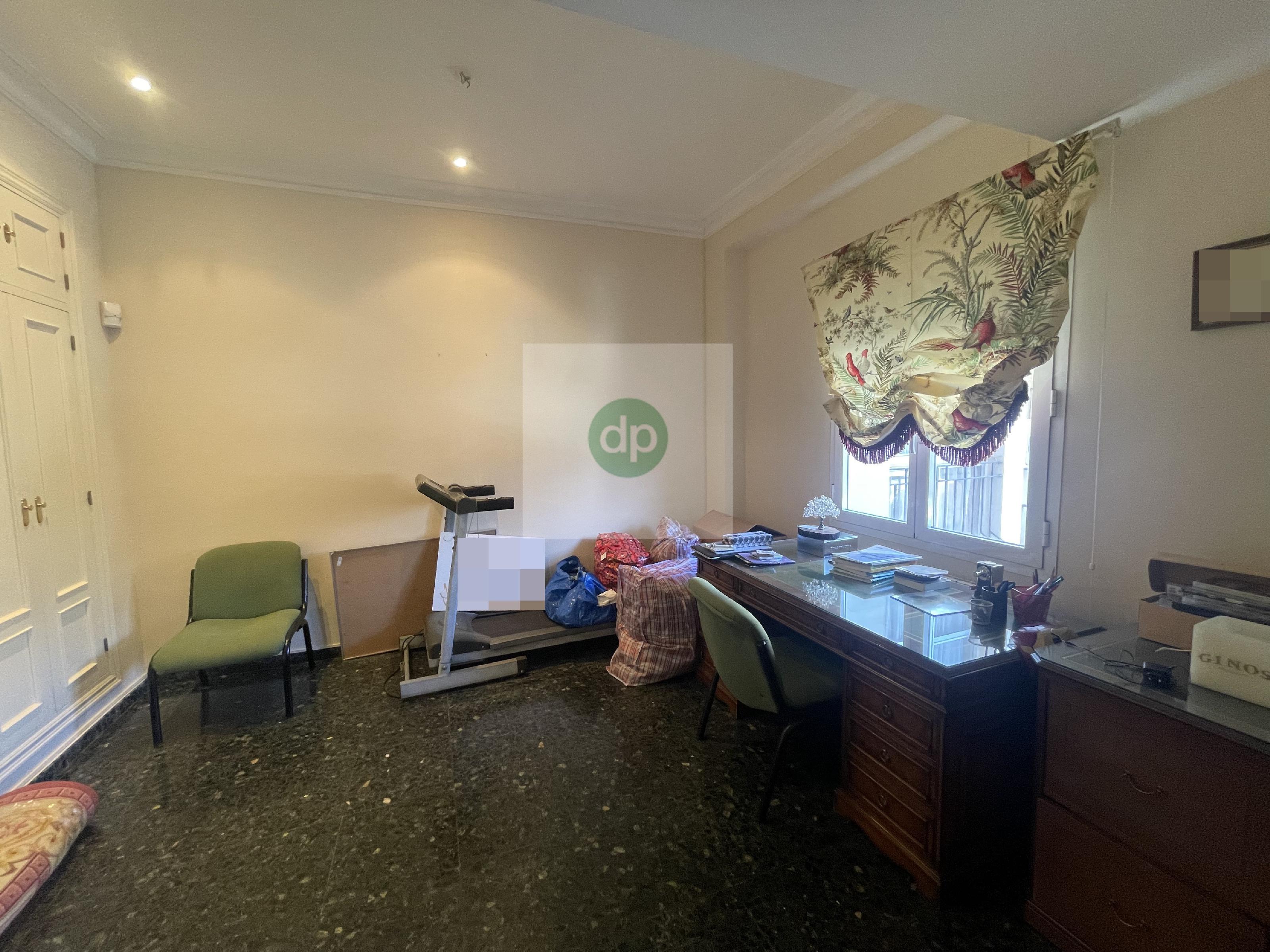 Imagen 11 Piso en venta en Badajoz / Plaza de los Alféreces, junto al Corte Inglés.