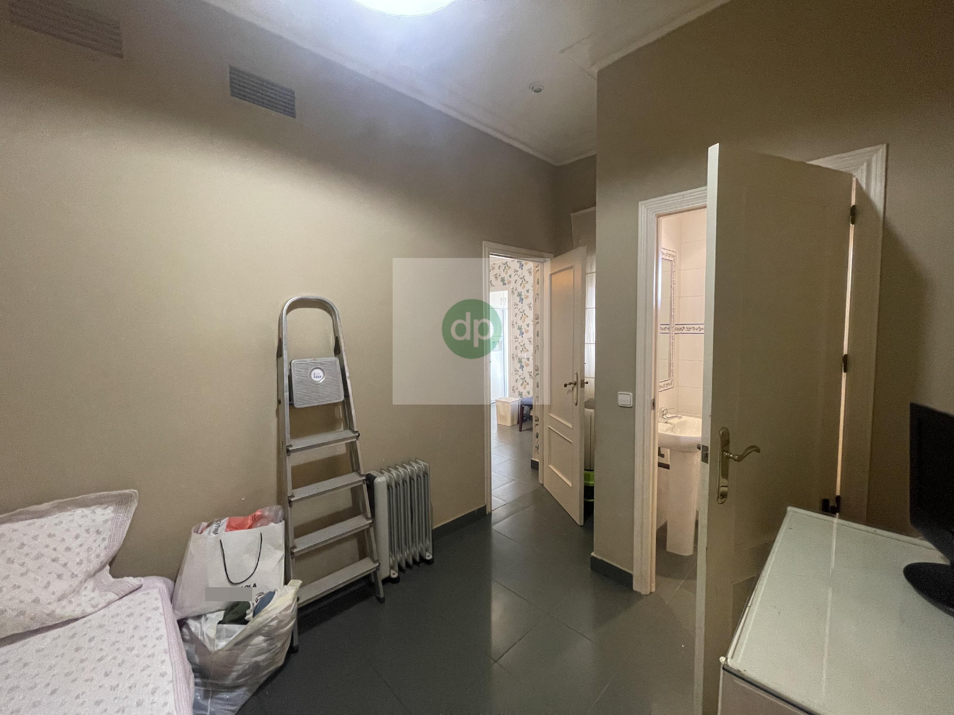 Imagen 15 Piso en venta en Badajoz / Plaza de los Alféreces, junto al Corte Inglés.