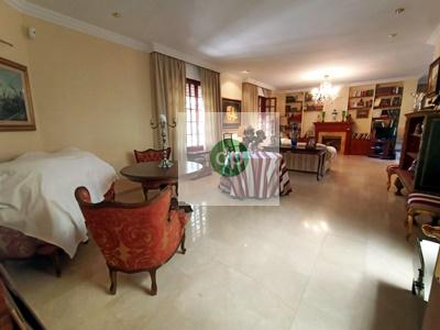 Imagen 11 Casa Aislada en venta en Badajoz / Frente al Complejo Alcántara y junto al Nuevo Vivero