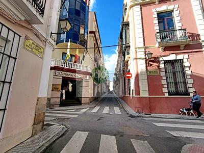 Imagen 2 Piso en venta en Badajoz / En el Casco Antiguo, próx a San Atón y Ronda del Pilar