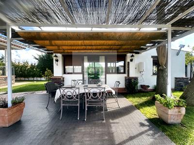 Imagen 5 Casa Aislada en venta en Badajoz / Ctra Talavera - Urbanización Golf Guadiana