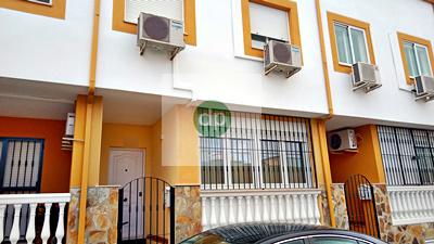 Imagen 2 Casa Adosada en venta en Badajoz / En el Cerro de San Miguel, Ctra de la Corte