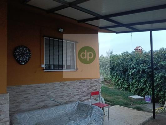 Imagen 4 Casa Aislada en venta en Badajoz / En Urbanización Los Montitos- Ctra de Sevilla