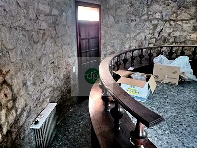 Imagen 6 Casa Aislada en venta en Badajoz / Los Montitos - Avenida principal. Ubicación inmejorable