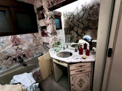 Imagen 21 Casa Aislada en venta en Badajoz / Los Montitos - Avenida principal. Ubicación inmejorable