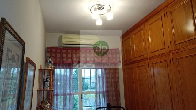 Imagen 32 Inmueble 301327 - Casa Adosada en venta en Badajoz / Carretera de Sevilla, próximo a Los Montitos
