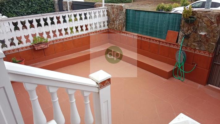 Imagen 3 Casa Adosada en venta en Badajoz / Carretera de Sevilla, próximo a Los Montitos
