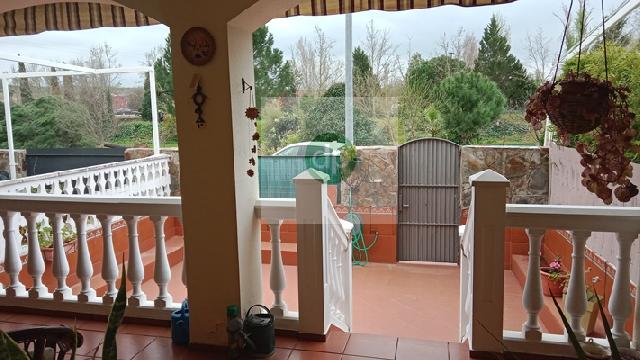 Imagen 4 Inmueble 301327 - Casa Adosada en venta en Badajoz / Carretera de Sevilla, próximo a Los Montitos