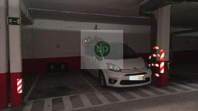 Imagen 39 Inmueble 301610 - Piso en venta en Badajoz / Cerro Gordo - en la calle de mayor actividad comercial