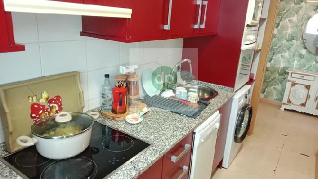 Imagen 17 Inmueble 301610 - Piso en venta en Badajoz / Cerro Gordo - en la calle de mayor actividad comercial